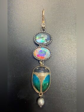 BETSEY JOHNSON BEETLE DROP EARRING REPLACEMENT FUNKY FUN WHIMSICAL WHIMSICAL